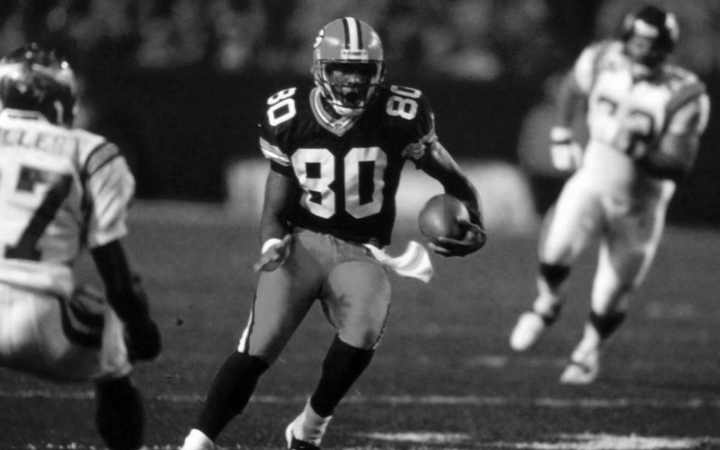 Derrick Mayes in black and white
